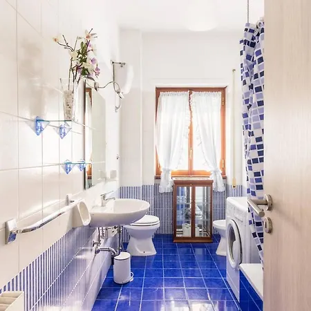 Romekindhome - Vatican - 3 Bedrooms With Private Bathrooms And Balconies