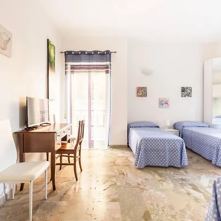 Romekindhome - Vatican - 3 Bedrooms With Private Bathrooms And Balconies Rome