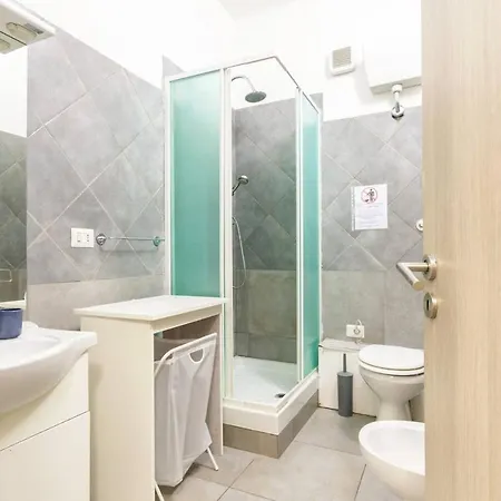Apartment Romekindhome - Vatican - 3 Bedrooms With Private Bathrooms And Balconies