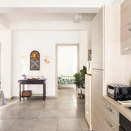 Apartment Romekindhome - Vatican - 3 Bedrooms With Private Bathrooms And Balconies